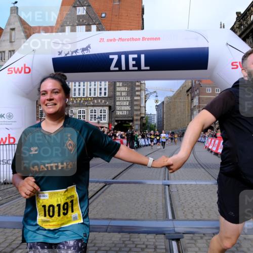 13.09.2026 - 21. swb-Marathon Bremen Tim E. http://msf.ph/oto/10347412 13.09.2026 11:18:33 Ziel 10191, 10192, 10459, 10513, 10651, 11808, 11829, 11943, 12177, 12178 meine-sportfotos.de