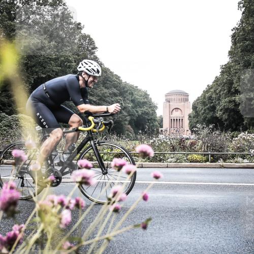 13.09.2026 - Stadtparktriathlon H.Heesch http://msf.ph/oto/10347424 13.09.2026 11:13:21 Radfahren 602, 635, 668 meine-sportfotos.de
