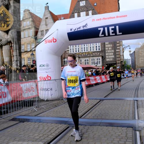 13.09.2026 - 21. swb-Marathon Bremen Tim E. http://msf.ph/oto/10347454 13.09.2026 11:18:40 Ziel 10176, 10191, 10192, 10459, 10513, 10535, 10651, 10895, 12177, 12178 meine-sportfotos.de