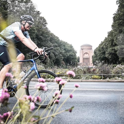13.09.2026 - Stadtparktriathlon H.Heesch http://msf.ph/oto/10347469 13.09.2026 11:13:49 Radfahren 554, 605 meine-sportfotos.de