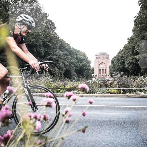 13.09.2026 - Stadtparktriathlon H.Heesch http://msf.ph/oto/10347475 13.09.2026 11:13:54 Radfahren 512, 687 meine-sportfotos.de