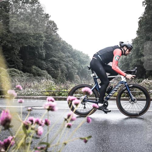 13.09.2026 - Stadtparktriathlon H.Heesch http://msf.ph/oto/10347485 13.09.2026 10:05:26 Radfahren 225, 238, 242, 322 meine-sportfotos.de