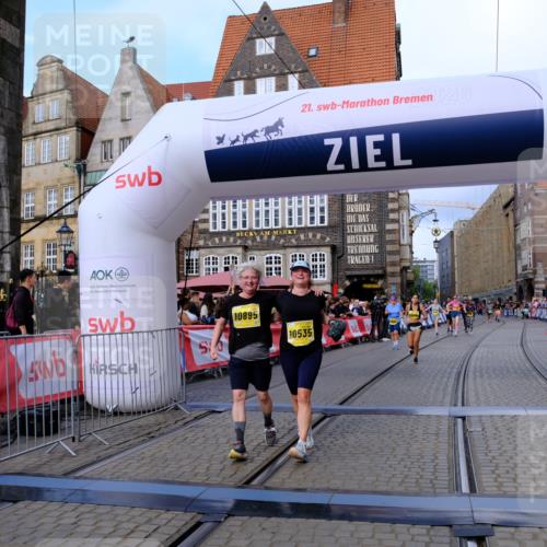 13.09.2026 - 21. swb-Marathon Bremen Tim E. http://msf.ph/oto/10347508 13.09.2026 11:18:43 Ziel 10176, 10192, 10194, 10535, 10600, 10651, 10895, 10899 meine-sportfotos.de