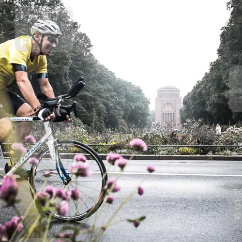 13.09.2026 - Stadtparktriathlon H.Heesch http://msf.ph/oto/10347510 13.09.2026 10:06:24 Radfahren 299 meine-sportfotos.de