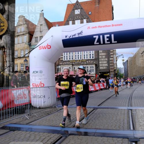 13.09.2026 - 21. swb-Marathon Bremen Tim E. http://msf.ph/oto/10347525 13.09.2026 11:18:43 Ziel 10176, 10192, 10194, 10535, 10600, 10651, 10895, 10899 meine-sportfotos.de