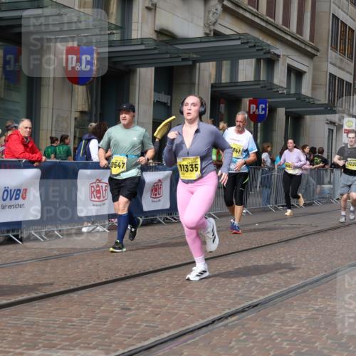 13.09.2026 - 21. swb-Marathon Bremen Strokosch-Dieckow http://msf.ph/oto/10347546 13.09.2026 11:10:45 Ziel 10148, 10163, 10313, 10527, 10547, 10611, 10644, 10653, 10792, 10841, 11043, 11062, 11141, 11237, 11335, 11465, 11483, 11679, 11691, 11756, 11993, 12396, 12401, 12507, 10002, 10247, 10422, 10461, 10462, 10719, 10768, 10791, 10911, 11047, 11283, 11298, 11300, 11309, 11327, 11465, 11513, 11583, 11736, 11846, 11982, 12183, 12227, 12454 meine-sportfotos.de