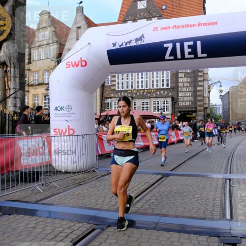 13.09.2026 - 21. swb-Marathon Bremen Tim E. http://msf.ph/oto/10347548 13.09.2026 11:18:48 Ziel 10176, 10194, 10535, 10600, 10651, 10895, 10899, 10997, 12371, 12561 meine-sportfotos.de