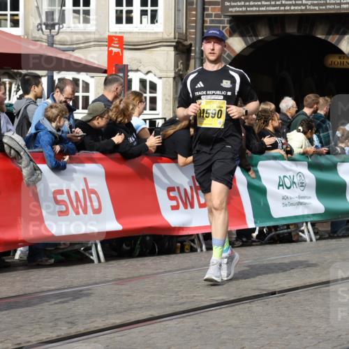 13.09.2026 - 21. swb-Marathon Bremen Strokosch-Dieckow http://msf.ph/oto/10347552 13.09.2026 10:53:36 Ziel 10284, 10448, 10585, 10757, 10780, 10821, 11012, 11168, 11379, 12040, 12170, 12275, 12398, 12461, 10141, 10174, 10227, 10255, 10478, 10684, 10685, 10838, 10905, 11489, 11502, 11596, 11950, 12331, 12341, 12405, 12492, 12515, 13597 meine-sportfotos.de