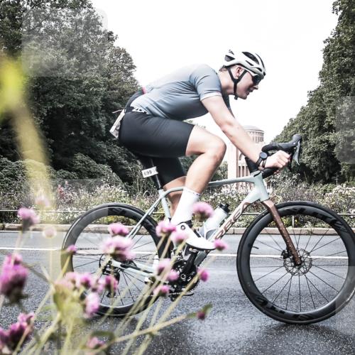13.09.2026 - Stadtparktriathlon H.Heesch http://msf.ph/oto/10347562 13.09.2026 11:14:55 Radfahren 469, 699 meine-sportfotos.de