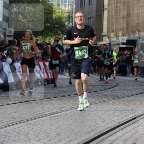 13.09.2026 - 21. swb-Marathon Bremen Strokosch-Dieckow http://msf.ph/oto/10347568 13.09.2026 13:28:26 Ziel 488, 1343, 3114, 3334, 3480, 4506, 5360, 5889, 6182, 7926, 8188, 8656, 9145, 9167, 9168, 9543, 9738, 9881, 13069, 613, 1239, 1914, 2764, 3028, 4102, 4250, 4564, 5683, 6914, 6957, 8483, 8938, 9176, 13012 meine-sportfotos.de