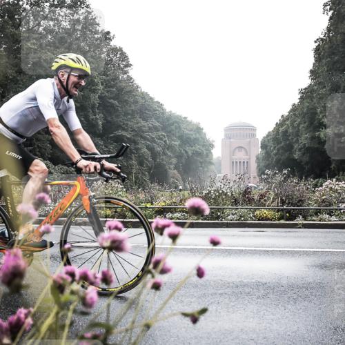 13.09.2026 - Stadtparktriathlon H.Heesch http://msf.ph/oto/10347581 13.09.2026 10:07:53 Radfahren 227 meine-sportfotos.de