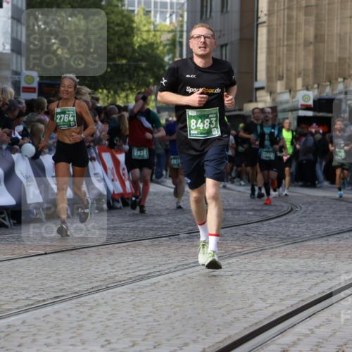 13.09.2026 - 21. swb-Marathon Bremen Strokosch-Dieckow http://msf.ph/oto/10347589 13.09.2026 13:28:26 Ziel 488, 1343, 3114, 3334, 3480, 4506, 5360, 5889, 6182, 7926, 8188, 8656, 9145, 9167, 9168, 9543, 9738, 9881, 13069, 613, 1239, 1914, 2764, 3028, 4102, 4250, 4564, 5683, 6914, 6957, 8483, 8938, 9176, 13012 meine-sportfotos.de
