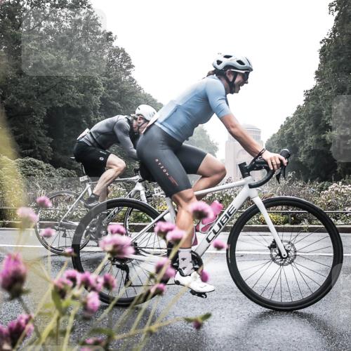 13.09.2026 - Stadtparktriathlon H.Heesch http://msf.ph/oto/10347593 13.09.2026 10:08:15 Radfahren 232, 287, 292 meine-sportfotos.de