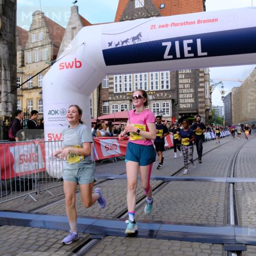 13.09.2026 - 21. swb-Marathon Bremen Tim E. http://msf.ph/oto/10347620 13.09.2026 11:18:51 Ziel 10176, 10194, 10535, 10600, 10895, 10899, 10997, 12371, 12422, 12561 meine-sportfotos.de