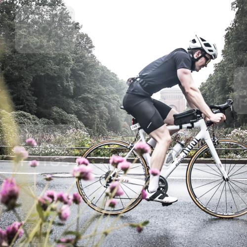 13.09.2026 - Stadtparktriathlon H.Heesch http://msf.ph/oto/10347624 13.09.2026 10:09:01 Radfahren 224, 244, 279, 289, 327 meine-sportfotos.de