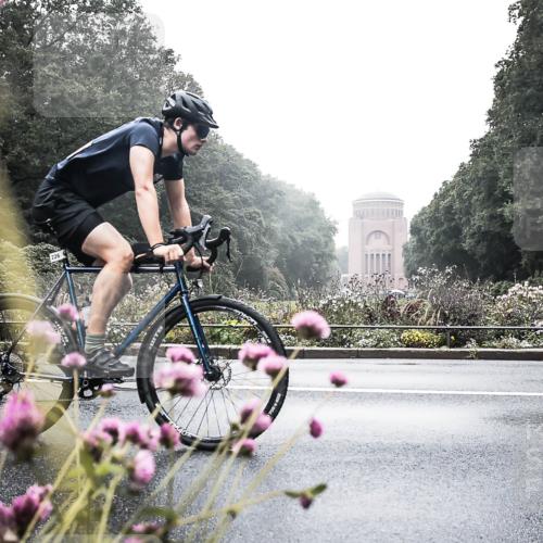 13.09.2026 - Stadtparktriathlon H.Heesch http://msf.ph/oto/10347643 13.09.2026 10:09:21 Radfahren 226, 344 meine-sportfotos.de