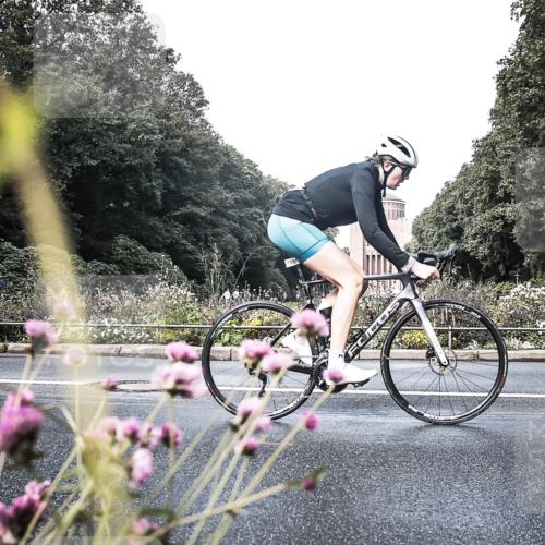 13.09.2026 - Stadtparktriathlon H.Heesch http://msf.ph/oto/10347663 13.09.2026 11:16:58 Radfahren 684, 735 meine-sportfotos.de