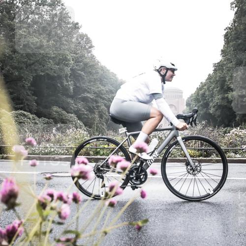 13.09.2026 - Stadtparktriathlon H.Heesch http://msf.ph/oto/10347672 13.09.2026 10:09:59 Radfahren 247, 251 meine-sportfotos.de