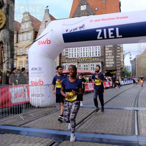 13.09.2026 - 21. swb-Marathon Bremen Tim E. http://msf.ph/oto/10347678 13.09.2026 11:18:54 Ziel 10176, 10194, 10264, 10535, 10600, 10895, 10899, 10997, 11443, 12371, 12422, 12561 meine-sportfotos.de