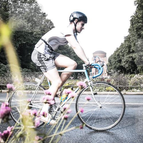 13.09.2026 - Stadtparktriathlon H.Heesch http://msf.ph/oto/10347682 13.09.2026 11:17:16 Radfahren 593, 626, 629, 672 meine-sportfotos.de