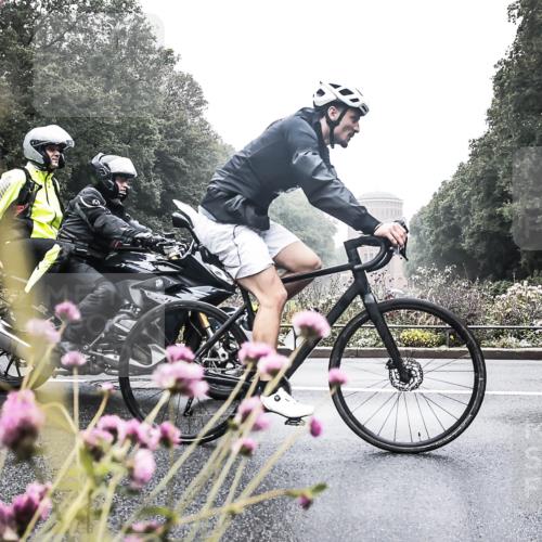 13.09.2026 - Stadtparktriathlon H.Heesch http://msf.ph/oto/10347701 13.09.2026 10:10:36 Radfahren 210, 309, 342 meine-sportfotos.de