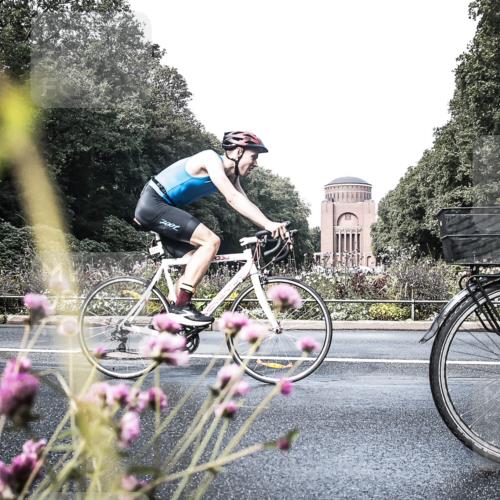 13.09.2026 - Stadtparktriathlon H.Heesch http://msf.ph/oto/10347706 13.09.2026 11:17:23 Radfahren 548, 593, 625, 637, 690, 697, 770, 772 meine-sportfotos.de