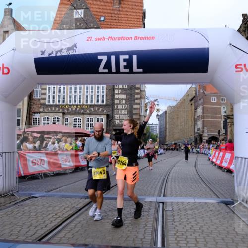 13.09.2026 - 21. swb-Marathon Bremen Tim E. http://msf.ph/oto/10347714 13.09.2026 11:19:03 Ziel 10005, 10264, 10344, 10568, 10997, 11443, 11629, 11794, 12090, 12371, 12422, 12561 meine-sportfotos.de