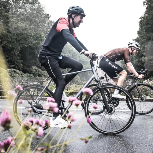 13.09.2026 - Stadtparktriathlon H.Heesch http://msf.ph/oto/10347715 13.09.2026 10:10:48 Radfahren 215, 274, 286 meine-sportfotos.de
