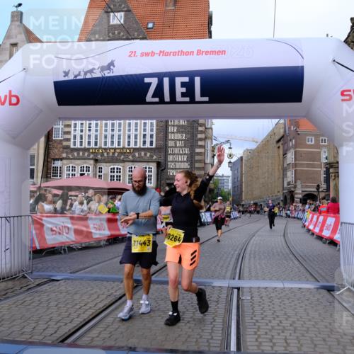 13.09.2026 - 21. swb-Marathon Bremen Tim E. http://msf.ph/oto/10347721 13.09.2026 11:19:03 Ziel 10005, 10264, 10344, 10568, 10997, 11443, 11629, 11794, 12090, 12371, 12422, 12561 meine-sportfotos.de