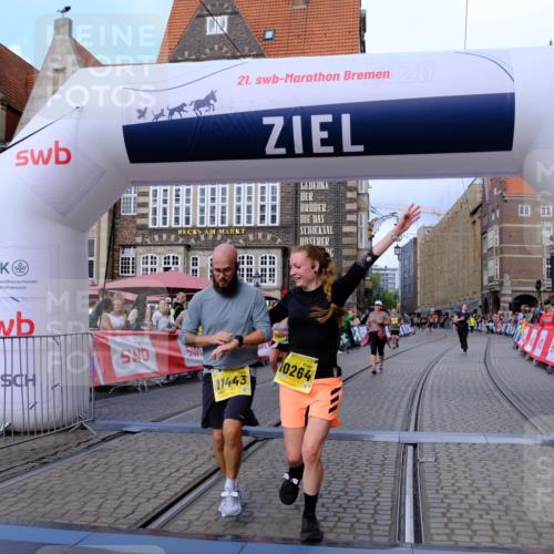 13.09.2026 - 21. swb-Marathon Bremen Tim E. http://msf.ph/oto/10347739 13.09.2026 11:19:03 Ziel 10005, 10264, 10344, 10568, 10997, 11443, 11629, 11794, 12090, 12371, 12422, 12561 meine-sportfotos.de