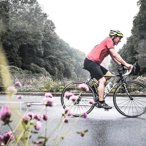 13.09.2026 - Stadtparktriathlon H.Heesch http://msf.ph/oto/10347759 13.09.2026 10:11:33 Radfahren 253, 271, 273, 296, 324 meine-sportfotos.de