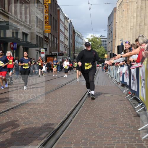 13.09.2026 - 21. swb-Marathon Bremen Strokosch-Dieckow http://msf.ph/oto/10347781 13.09.2026 11:10:56 Ziel 10313, 10419, 10527, 10611, 10644, 11036, 11062, 11141, 11216, 11231, 11458, 11483, 11679, 11691, 11745, 11870, 12126, 12148, 12396, 12401, 12464, 12507, 10148, 10163, 10461, 10462, 10547, 10653, 10792, 10841, 10911, 11043, 11047, 11237, 11309, 11327, 11335, 11465, 11513, 11583, 11736, 11756, 11846, 11993 meine-sportfotos.de