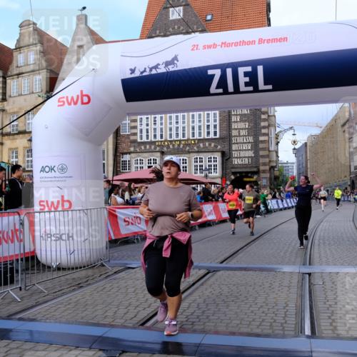 13.09.2026 - 21. swb-Marathon Bremen Tim E. http://msf.ph/oto/10347783 13.09.2026 11:19:08 Ziel 10005, 10202, 10264, 10344, 10524, 10568, 11443, 11629, 11794, 12090, 12422 meine-sportfotos.de