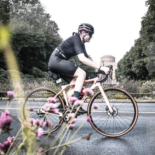 13.09.2026 - Stadtparktriathlon H.Heesch http://msf.ph/oto/10347794 13.09.2026 11:17:56 Radfahren 655, 766, 1798 meine-sportfotos.de