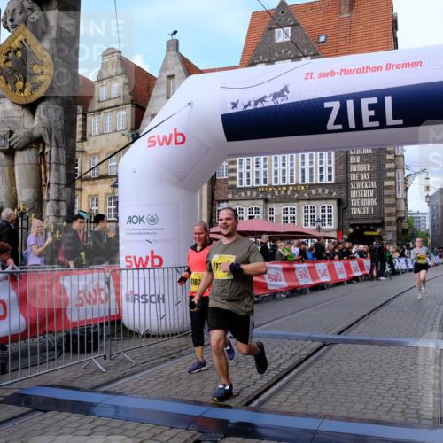 13.09.2026 - 21. swb-Marathon Bremen Tim E. http://msf.ph/oto/10347816 13.09.2026 11:19:12 Ziel 10005, 10202, 10264, 10344, 10524, 10568, 11443, 11629, 11794, 12090 meine-sportfotos.de