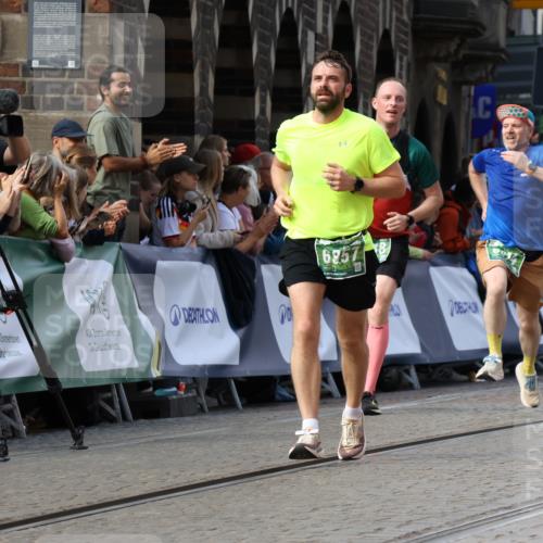 13.09.2026 - 21. swb-Marathon Bremen Strokosch-Dieckow http://msf.ph/oto/10347839 13.09.2026 13:28:33 Ziel 178, 210, 1380, 1460, 2047, 2977, 3114, 3294, 3334, 3597, 4506, 5250, 5360, 5889, 6182, 7926, 8429, 8656, 9167, 9168, 9543, 9549, 9738, 9881, 613, 1914, 2276, 2891, 3348, 3444, 4102, 4564, 6914, 6957, 7263, 7527, 8938, 9176, 13012 meine-sportfotos.de