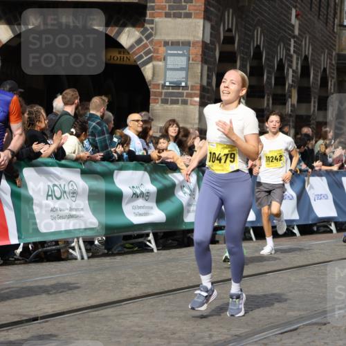 13.09.2026 - 21. swb-Marathon Bremen Strokosch-Dieckow http://msf.ph/oto/10347851 13.09.2026 10:53:42 Ziel 10448, 10585, 10757, 10780, 10821, 10886, 11012, 11168, 11379, 11590, 12040, 12056, 12170, 12275, 12308, 12461, 10174, 10255, 10579, 10684, 10685, 10708, 11206, 11489, 11596, 11950, 12075, 12244, 12405, 12492, 12515 meine-sportfotos.de
