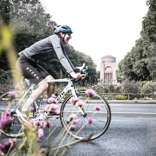 13.09.2026 - Stadtparktriathlon H.Heesch http://msf.ph/oto/10347877 13.09.2026 11:18:35 Radfahren 573, 647, 718, 786, 820, 821 meine-sportfotos.de