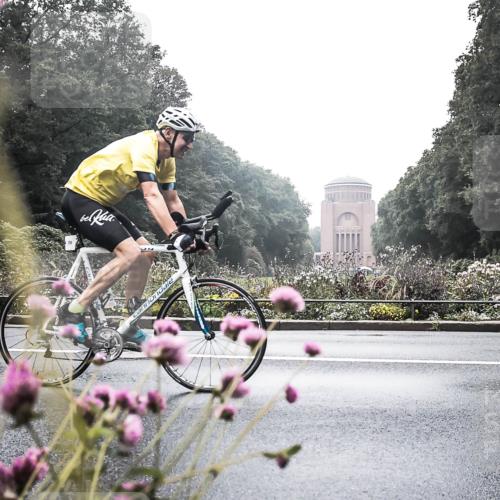 13.09.2026 - Stadtparktriathlon H.Heesch http://msf.ph/oto/10347929 13.09.2026 10:14:23 Radfahren 299, 320 meine-sportfotos.de