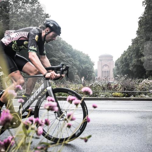 13.09.2026 - Stadtparktriathlon H.Heesch http://msf.ph/oto/10347941 13.09.2026 10:14:39 Radfahren 338 meine-sportfotos.de