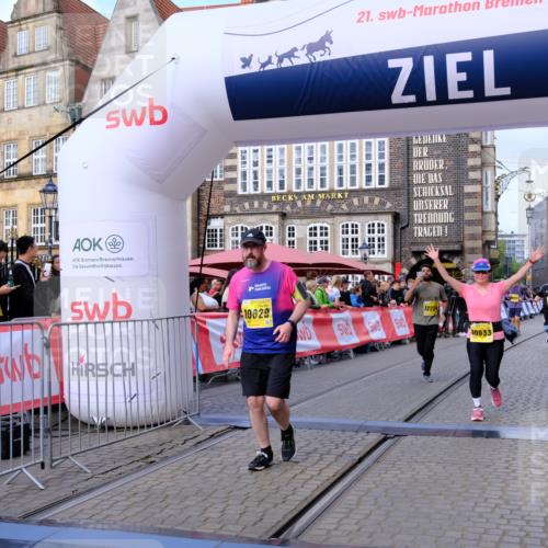 13.09.2026 - 21. swb-Marathon Bremen Tim E. http://msf.ph/oto/10347943 13.09.2026 11:19:36 Ziel 10004, 10629, 10933, 11050, 11760, 12224, 12462 meine-sportfotos.de