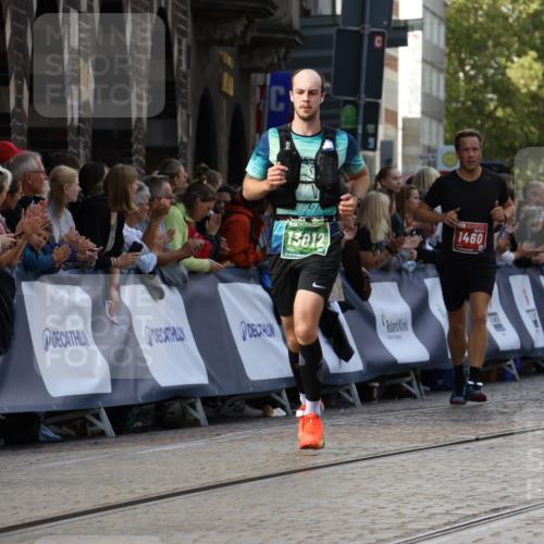 13.09.2026 - 21. swb-Marathon Bremen Strokosch-Dieckow http://msf.ph/oto/10347956 13.09.2026 13:28:36 Ziel 178, 210, 1380, 1460, 2047, 2977, 3114, 3294, 3334, 3597, 4506, 5250, 5360, 5889, 6182, 7926, 8429, 8570, 9064, 9167, 9168, 9543, 9549, 9738, 9881, 613, 1914, 2276, 2891, 3348, 3444, 4102, 4564, 5267, 5531, 5691, 7134, 7263, 7527, 8938, 9176, 9562, 13012, 13174 meine-sportfotos.de