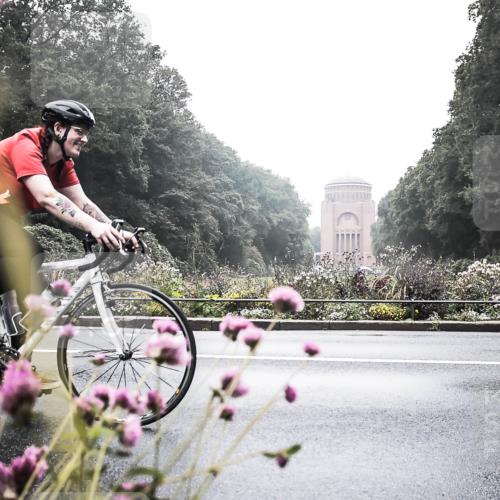 13.09.2026 - Stadtparktriathlon H.Heesch http://msf.ph/oto/10347960 13.09.2026 10:15:14 Radfahren 232, 281 meine-sportfotos.de