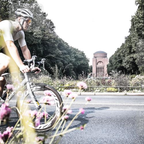 13.09.2026 - Stadtparktriathlon H.Heesch http://msf.ph/oto/10347989 13.09.2026 11:18:58 Radfahren 685, 694, 710, 721, 778 meine-sportfotos.de