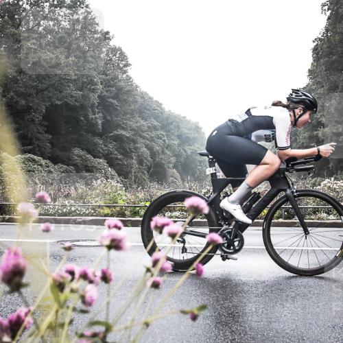 13.09.2026 - Stadtparktriathlon H.Heesch http://msf.ph/oto/10347997 13.09.2026 10:15:40 Radfahren 218, 329, 409 meine-sportfotos.de