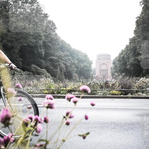 13.09.2026 - Stadtparktriathlon H.Heesch http://msf.ph/oto/10348025 13.09.2026 10:16:24 Radfahren 211, 221, 227, 287, 301, 345 meine-sportfotos.de