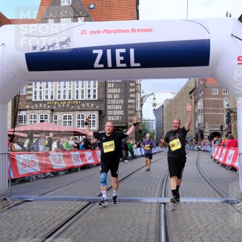 13.09.2026 - 21. swb-Marathon Bremen Tim E. http://msf.ph/oto/10348027 13.09.2026 11:19:40 Ziel 10004, 10629, 10933, 11050, 11760, 12224, 12462 meine-sportfotos.de