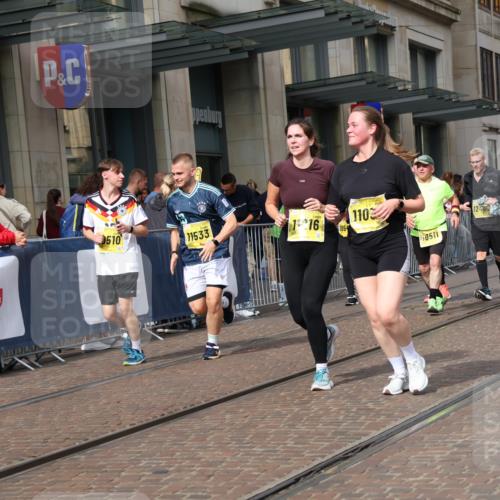 13.09.2026 - 21. swb-Marathon Bremen Strokosch-Dieckow http://msf.ph/oto/10348041 13.09.2026 11:11:12 Ziel 10155, 10510, 10511, 10546, 10552, 10977, 11036, 11216, 11231, 11239, 11289, 11458, 11533, 11702, 11870, 11927, 12082, 12126, 12148, 12220, 12286, 12311, 12336, 12464, 12508, 12553, 10148, 10163, 10313, 10419, 10527, 10547, 10611, 10644, 10653, 10792, 10841, 11043, 11062, 11141, 11231, 11237, 11483, 11679, 11691, 11745, 11756, 11993, 12148, 12396, 12401, 12507 meine-sportfotos.de