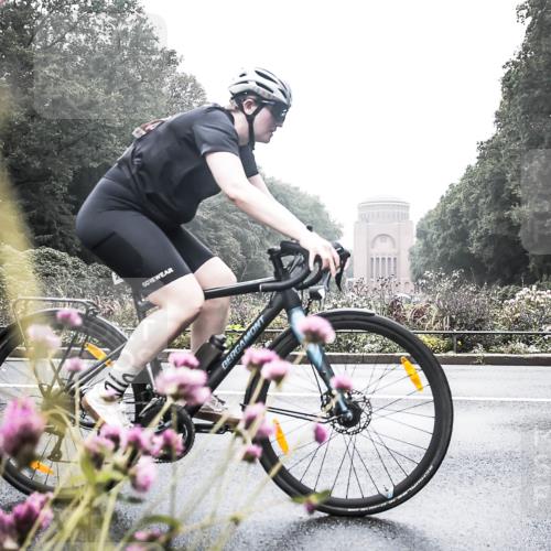 13.09.2026 - Stadtparktriathlon H.Heesch http://msf.ph/oto/10348044 13.09.2026 10:16:29 Radfahren 227, 284, 301, 348, 351 meine-sportfotos.de