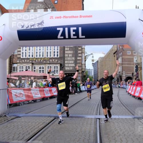 13.09.2026 - 21. swb-Marathon Bremen Tim E. http://msf.ph/oto/10348046 13.09.2026 11:19:40 Ziel 10004, 10629, 10933, 11050, 11760, 12224, 12462 meine-sportfotos.de